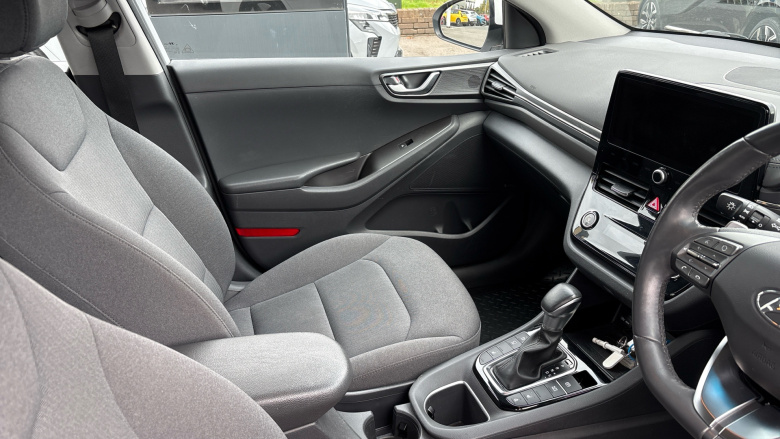 Hyundai IONIQ 1.6 GDi Hybrid 1st Edition 5dr DCT Hybrid Hatchback